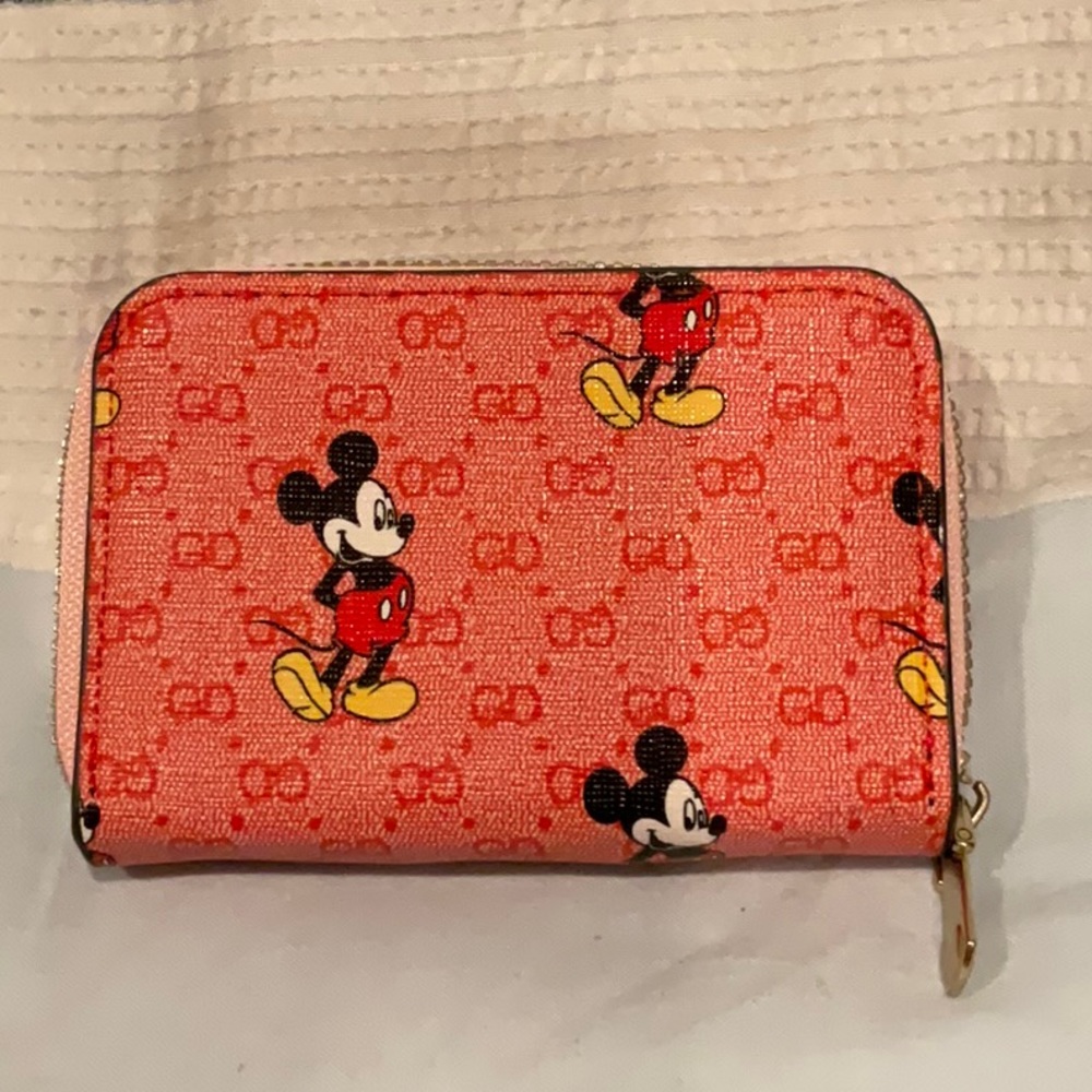 Mickey Mouse Design multi card wallet NWOT